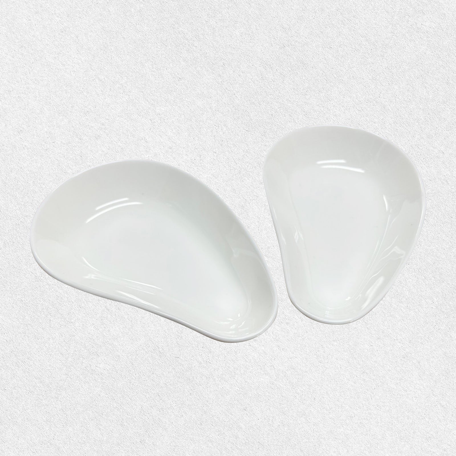 CELINEセリーヌ ☆ バタフライプレート 蝶々 陶器製 お皿 食器 CELINE お皿 2枚 - メルカリ